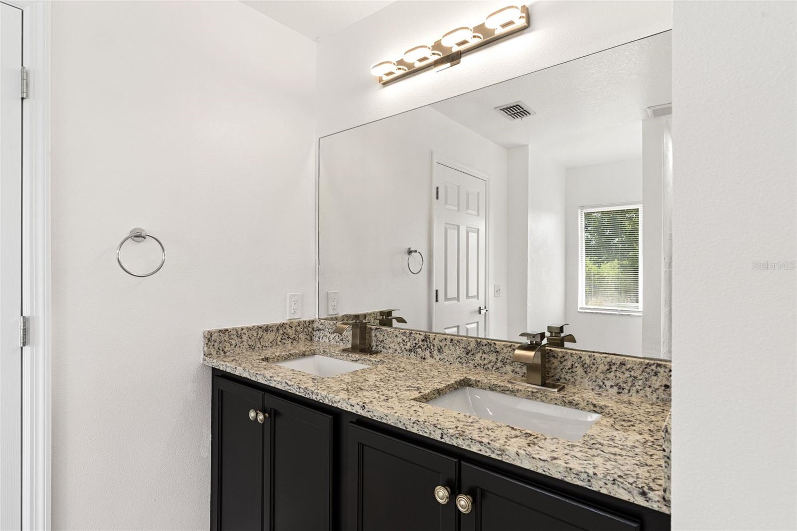 HARBOUR ISLES PH 1 - Residential