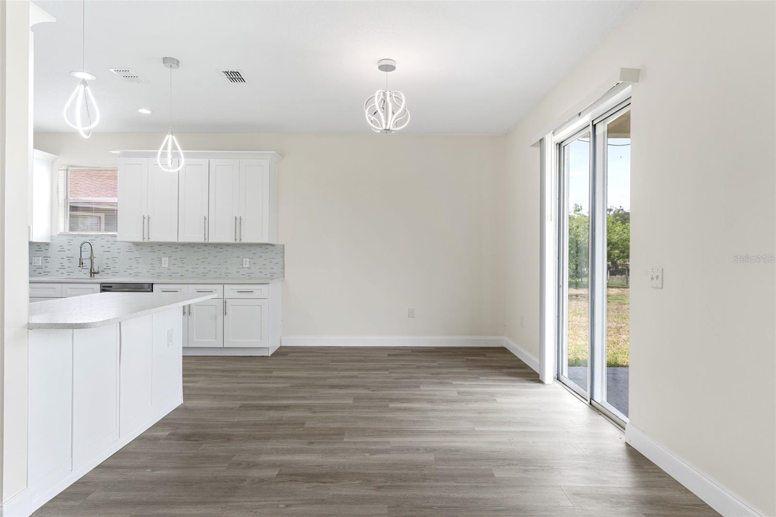 HARBOUR ISLES PH 1 - Residential