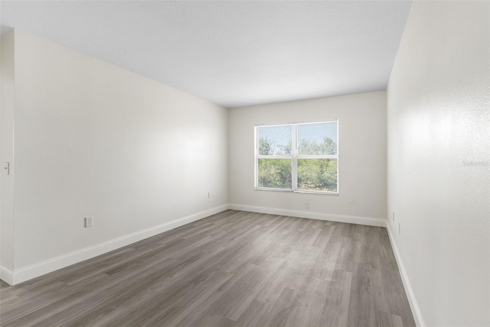 HARBOUR ISLES PH 1 - Residential