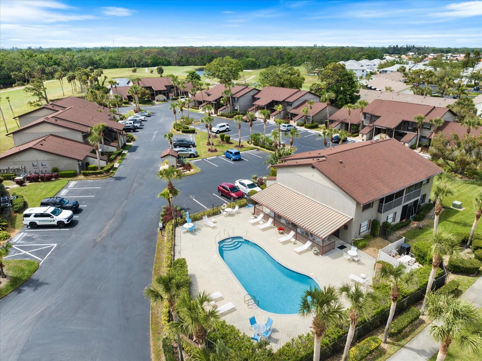 PAR FOUR - Residential