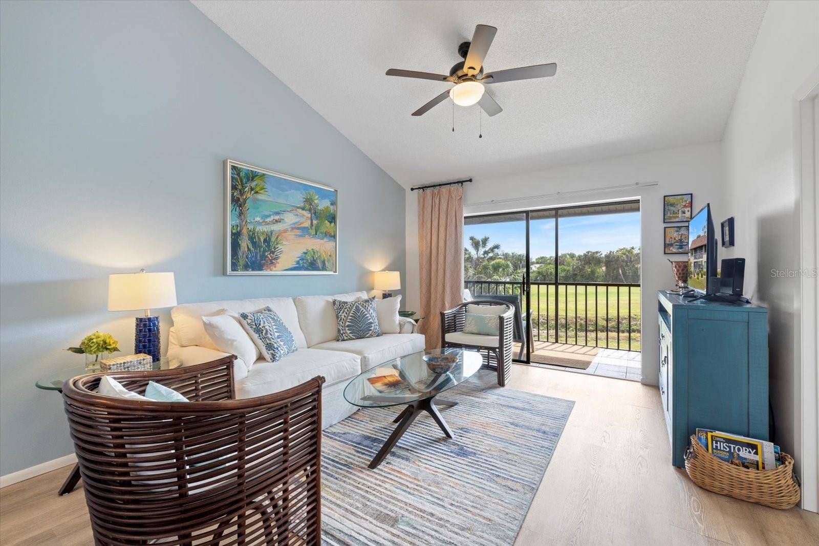 PAR FOUR - Residential