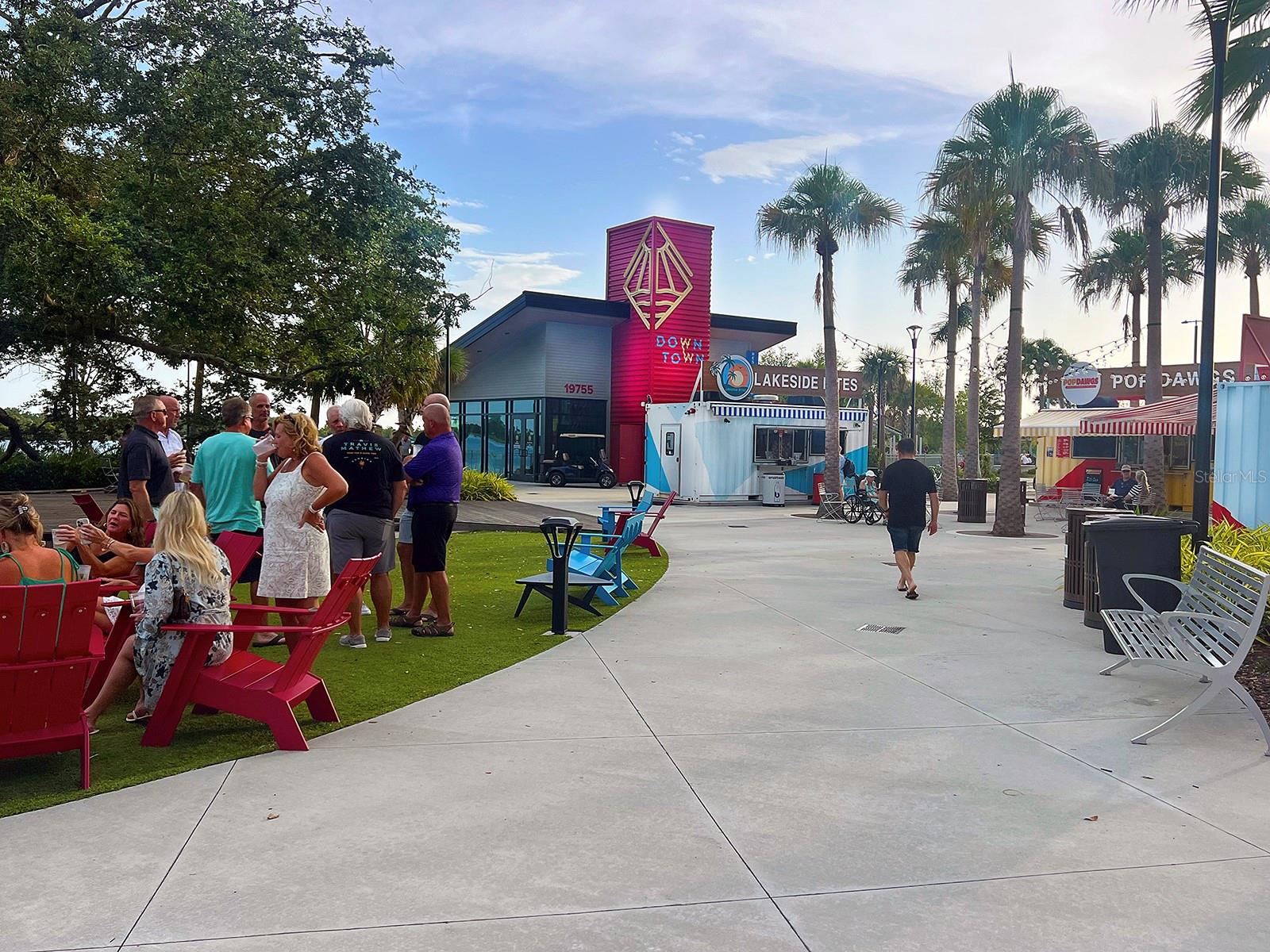 PAR FOUR - Residential