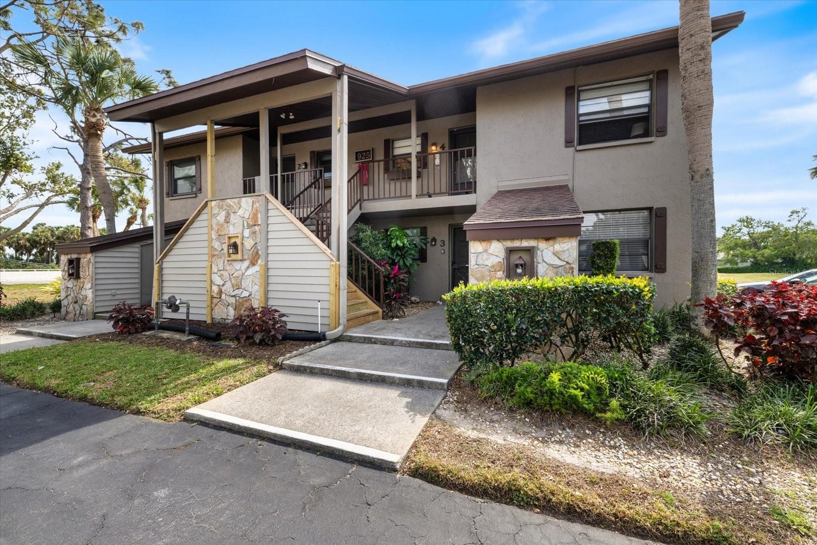 PAR FOUR - Residential