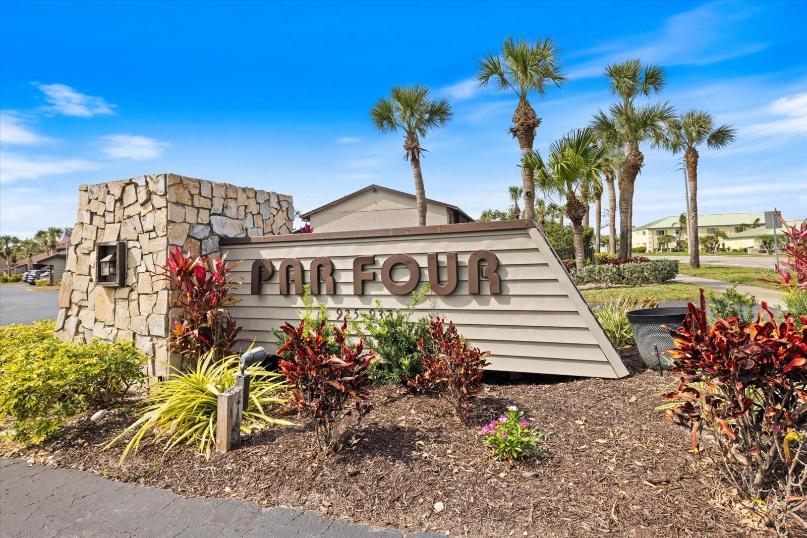 PAR FOUR - Residential