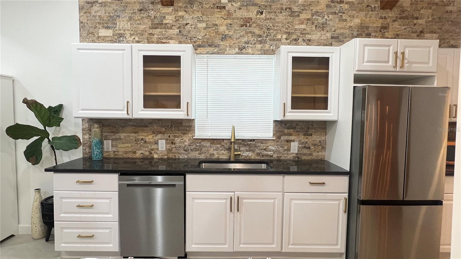 TYRONE GARDENS SEC 1 - Residential Lease