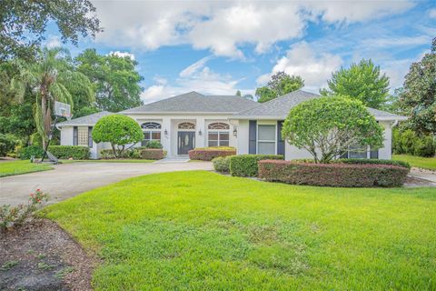 A home in DEBARY