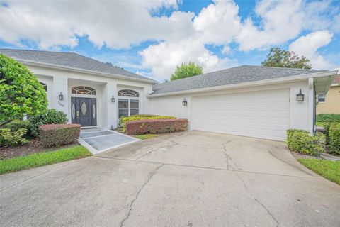 A home in DEBARY