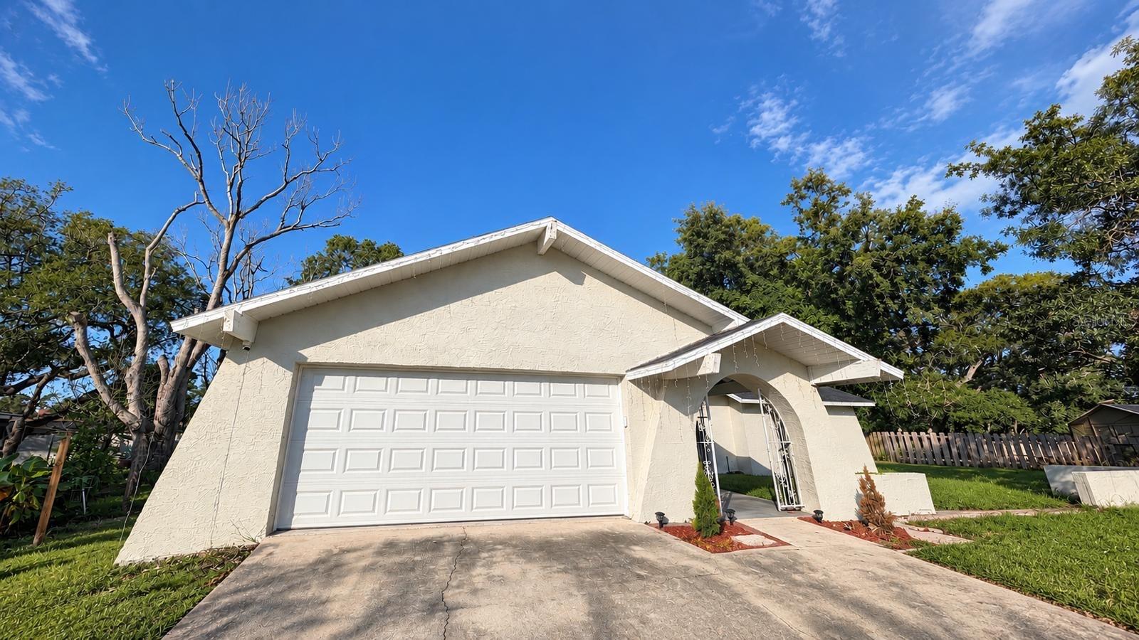 8089 WOODEN DRIVE