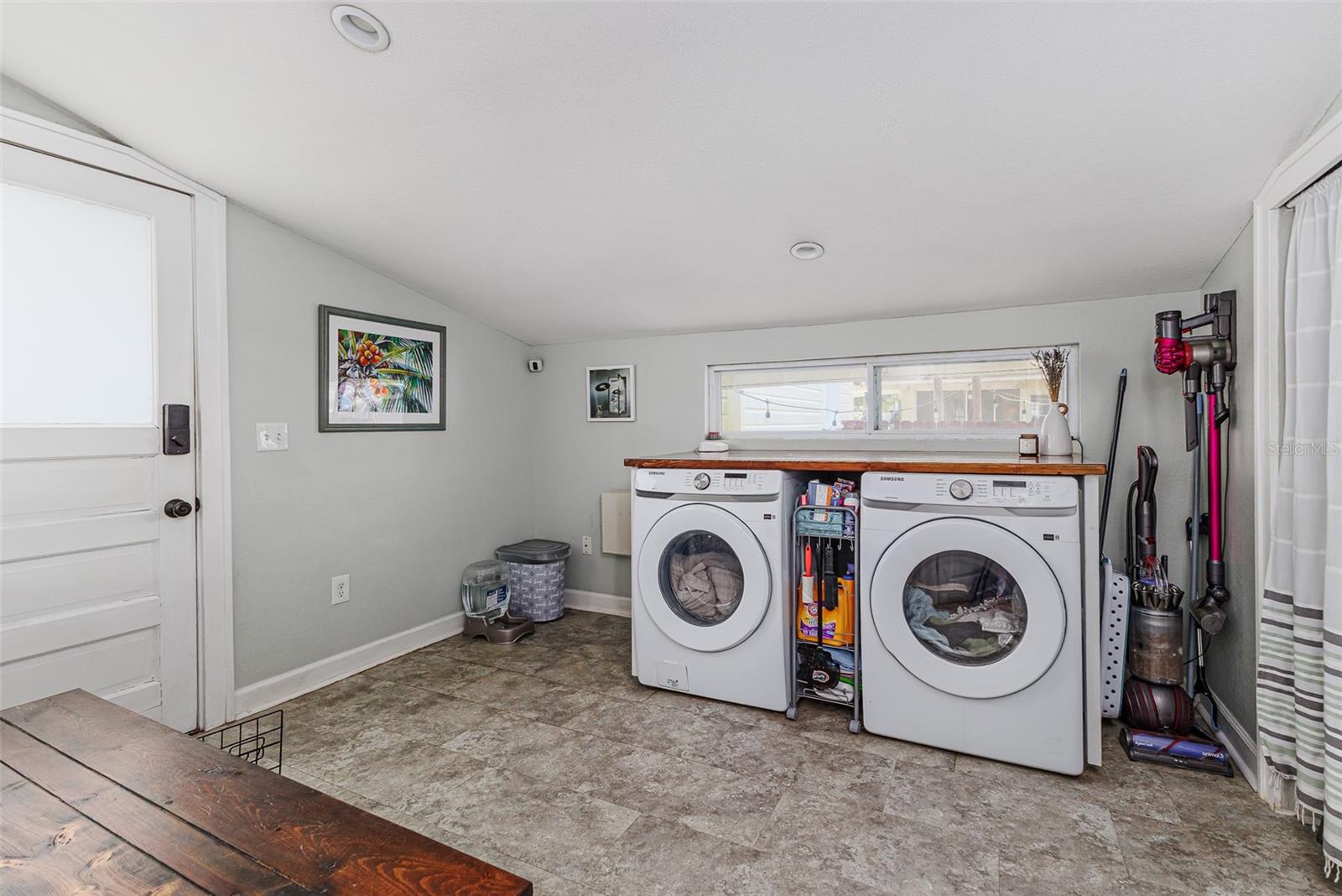 JOHNSONS DAN ADD - Residential