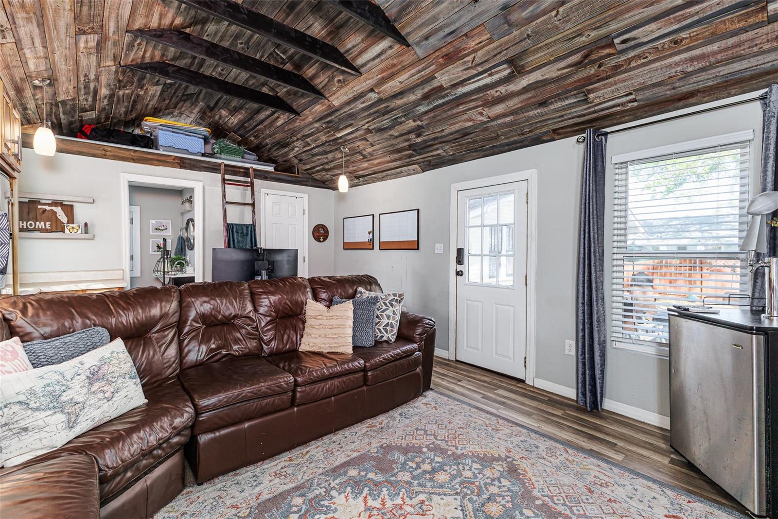 JOHNSONS DAN ADD - Residential