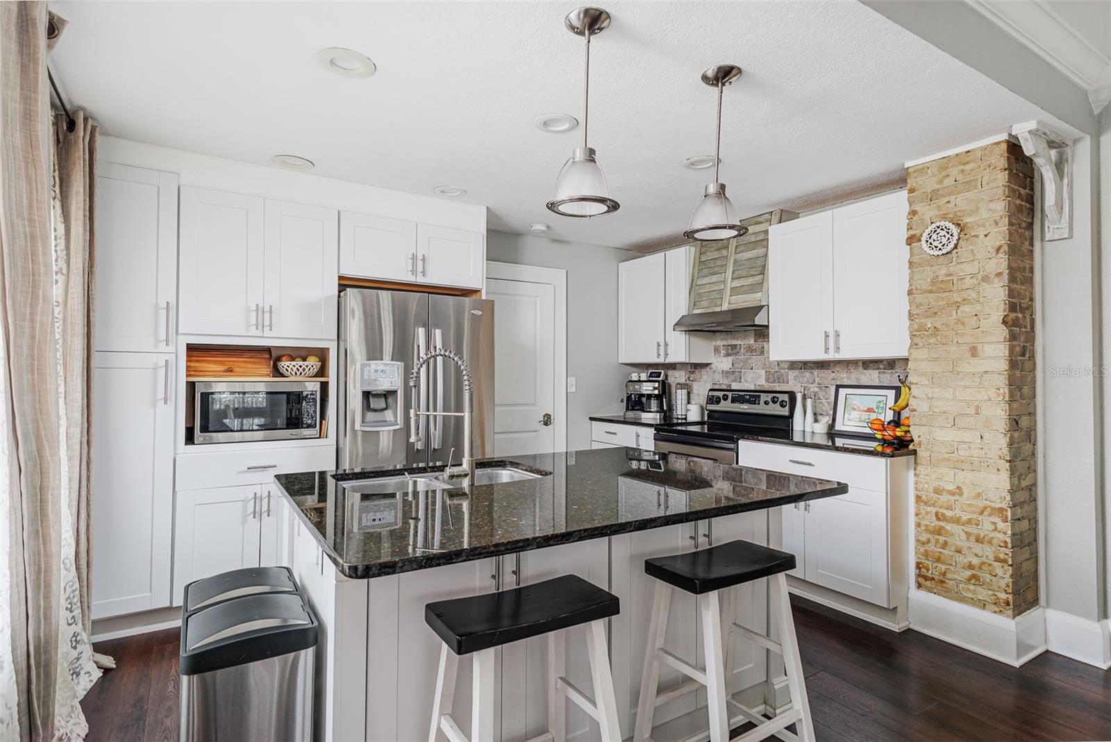 JOHNSONS DAN ADD - Residential