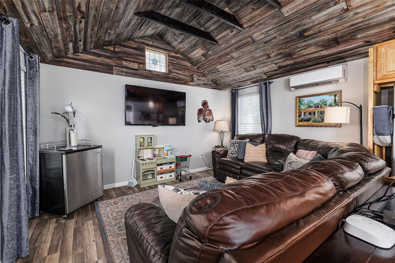 JOHNSONS DAN ADD - Residential