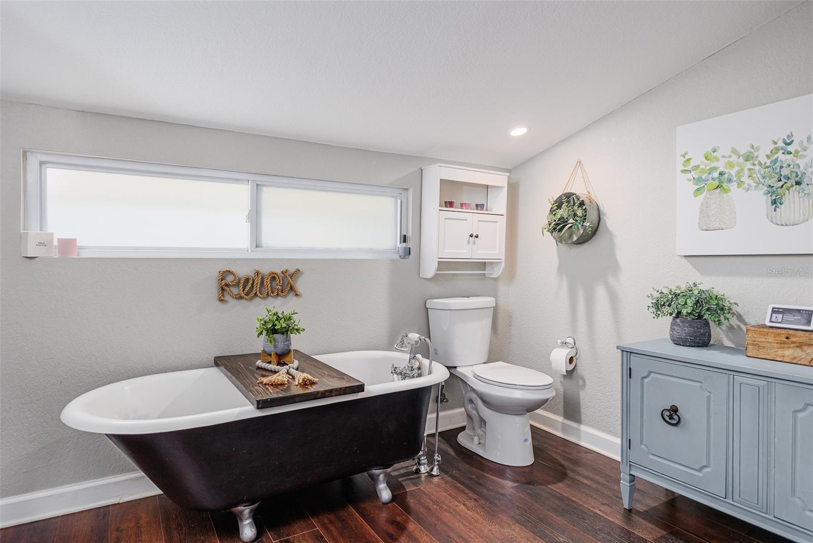 JOHNSONS DAN ADD - Residential