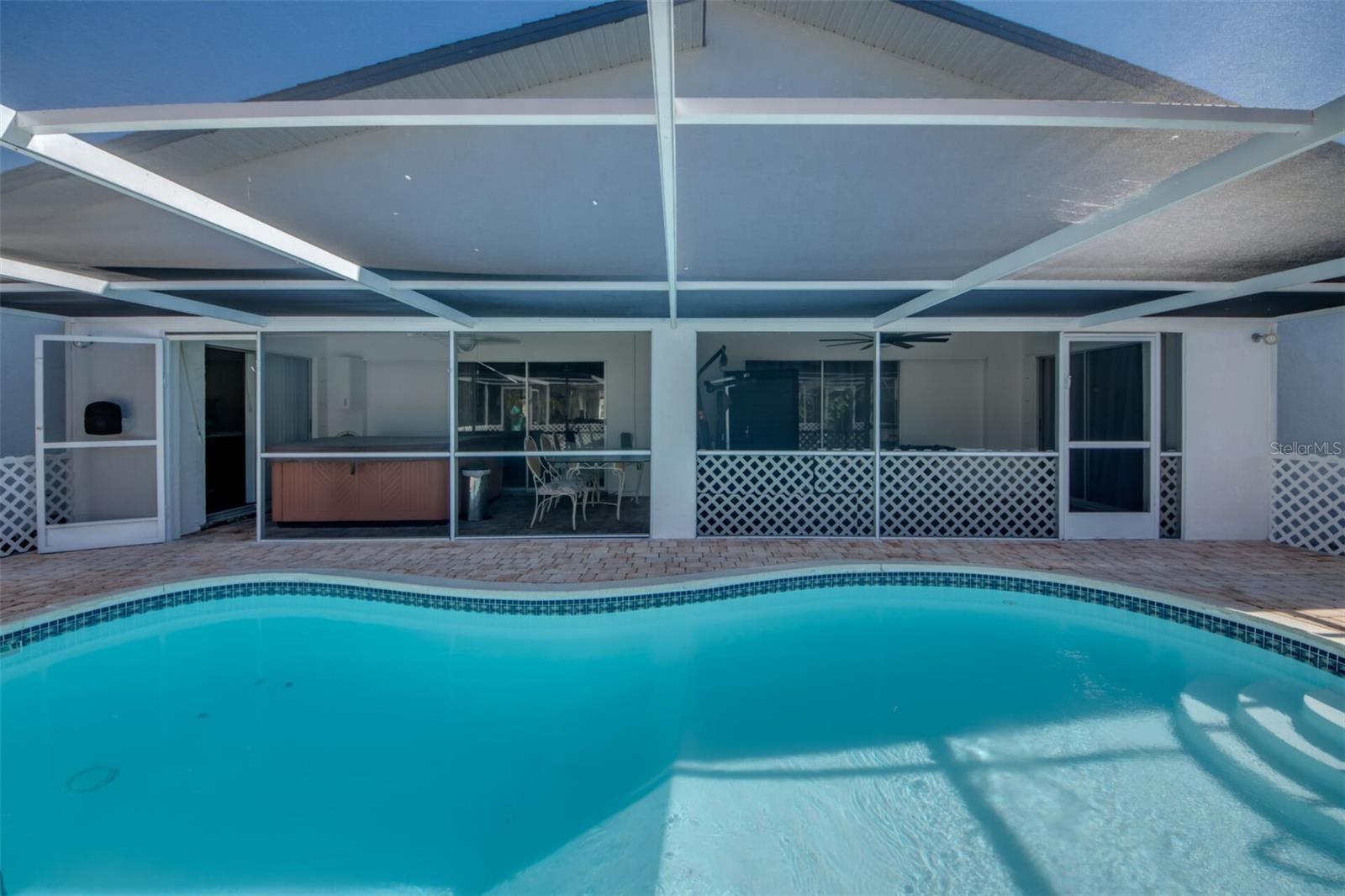 CAPE CORAL - Residential Income