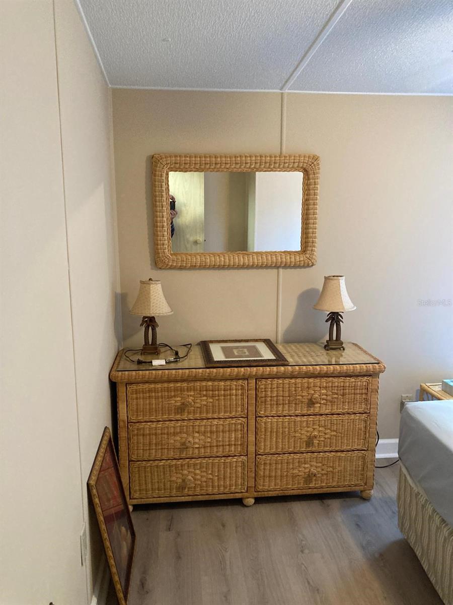 FOX RUN MOBILE HOME SUB - Residential