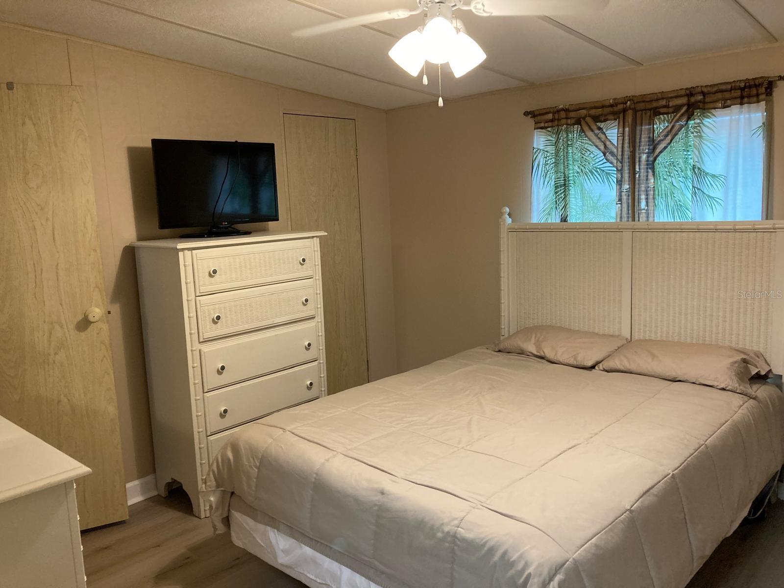 FOX RUN MOBILE HOME SUB - Residential