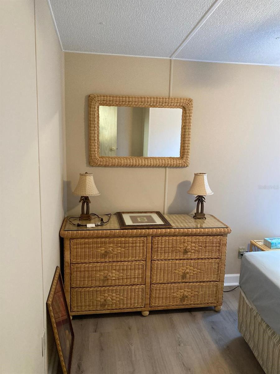 FOX RUN MOBILE HOME SUB - Residential