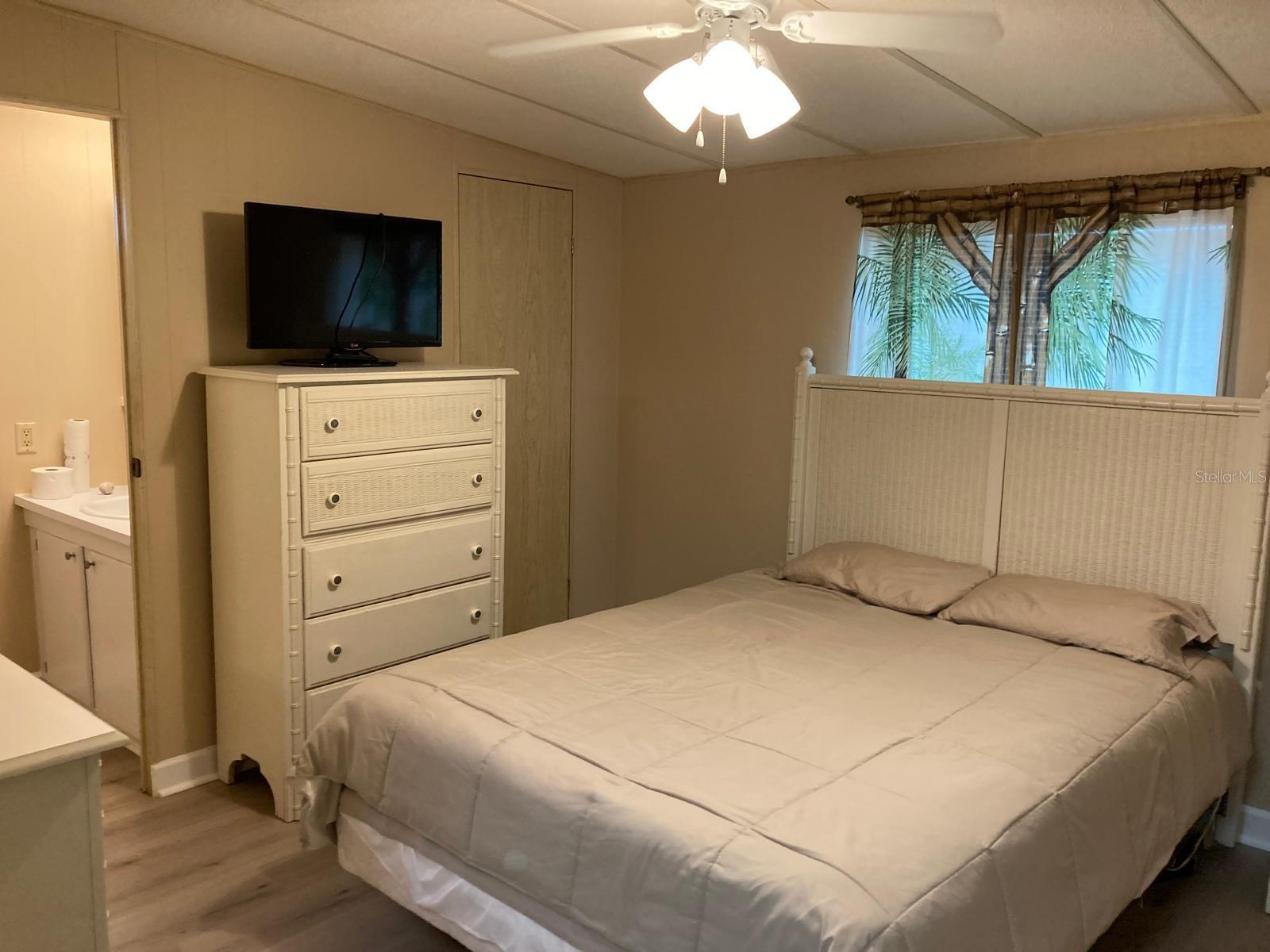 FOX RUN MOBILE HOME SUB - Residential