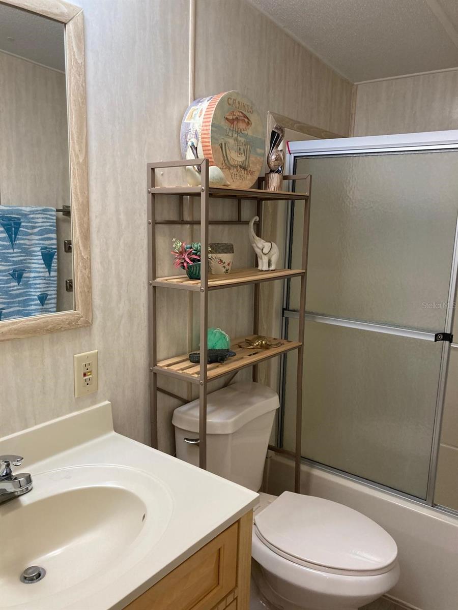 FOX RUN MOBILE HOME SUB - Residential