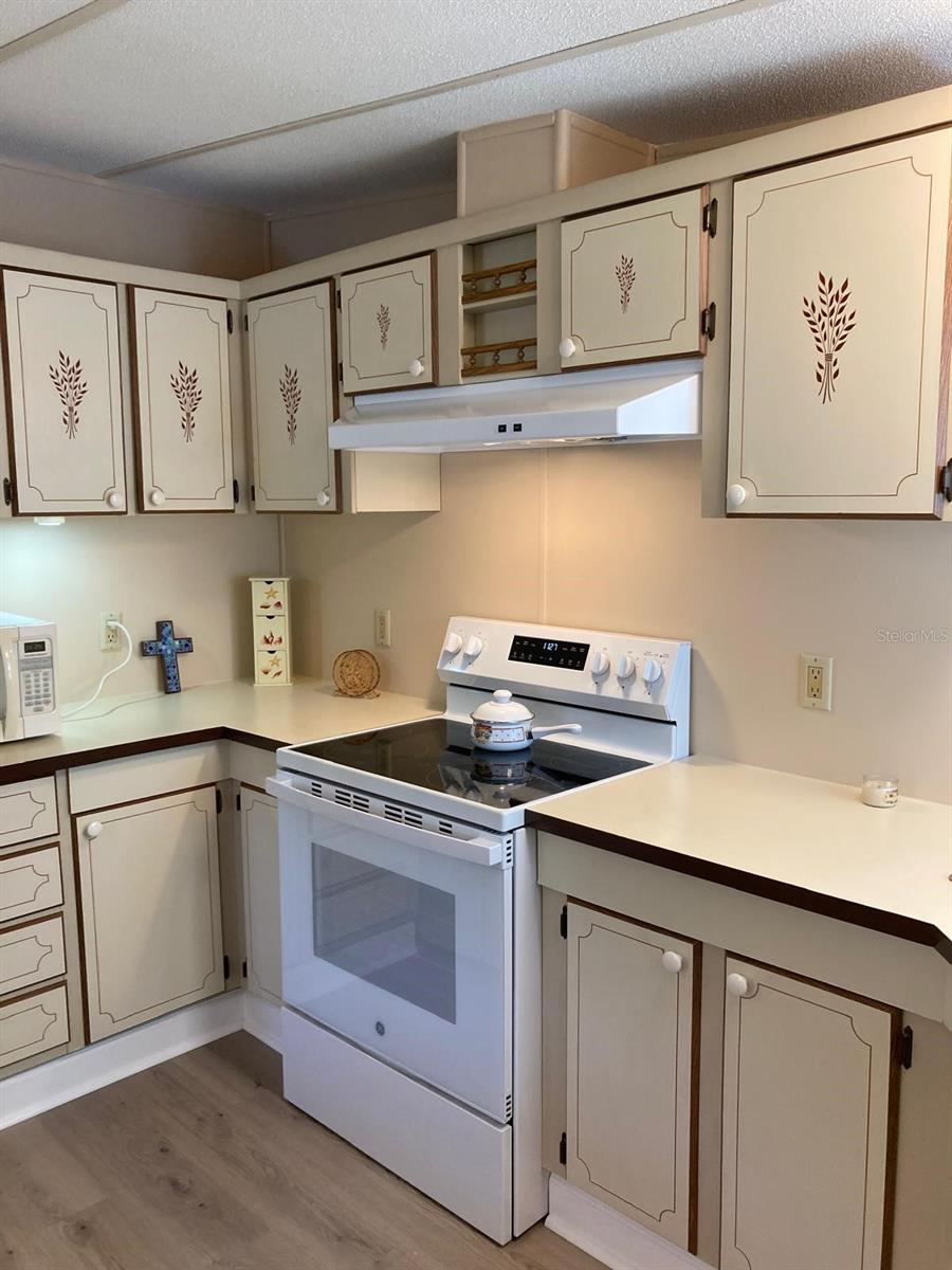 FOX RUN MOBILE HOME SUB - Residential