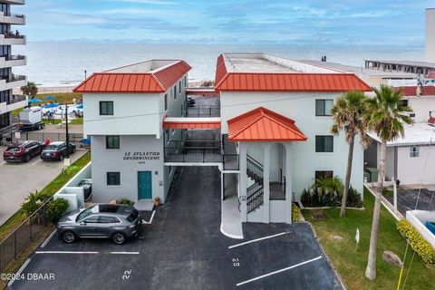 A home in DAYTONA BEACH