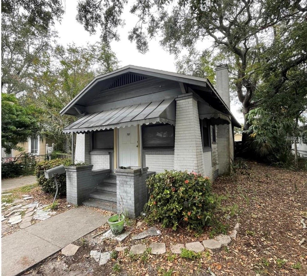 Photo of 727 20th Avenue S, St Petersburg, FL 33705 (MLS # TB8522641)