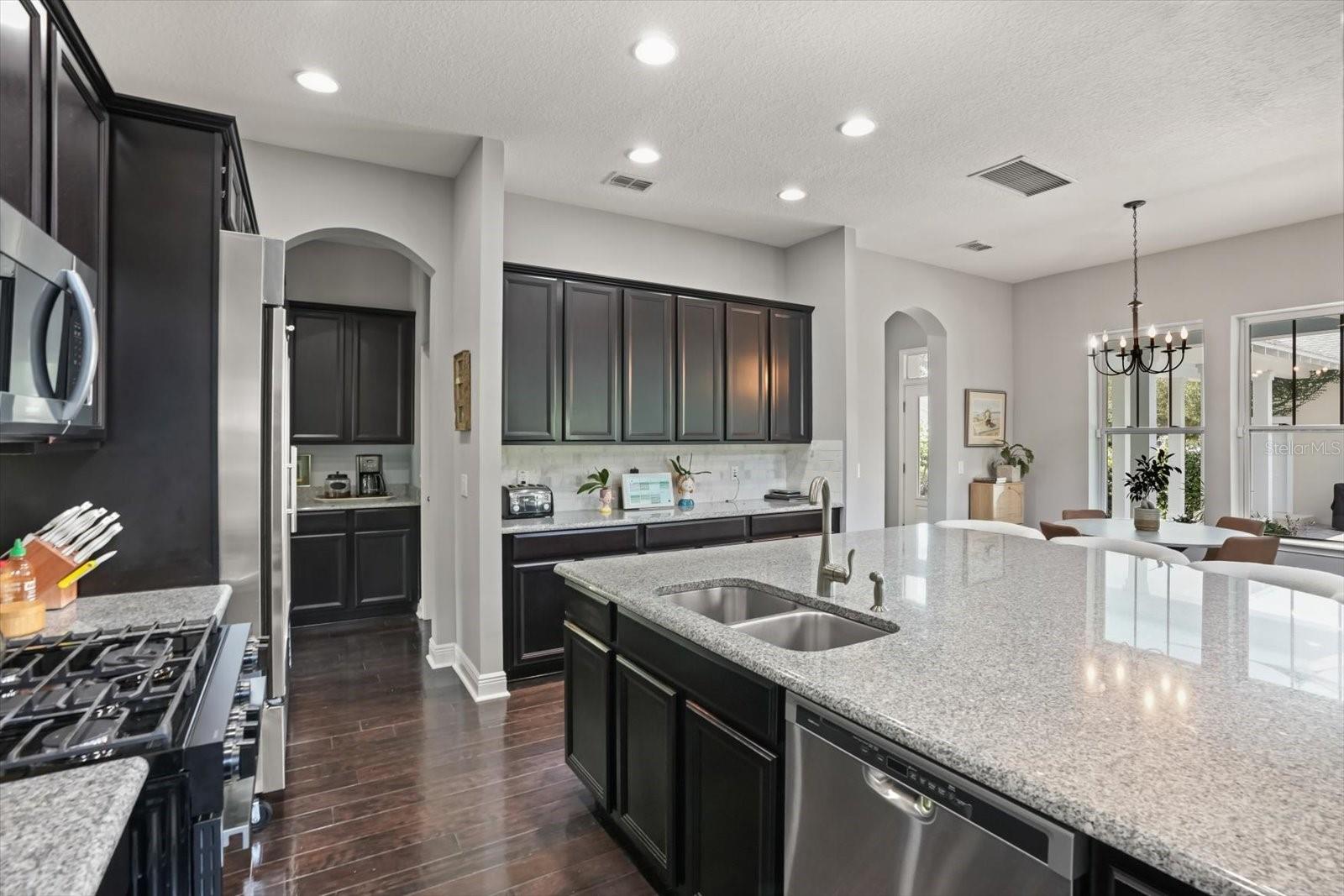 OAKLAND PARK - Residential