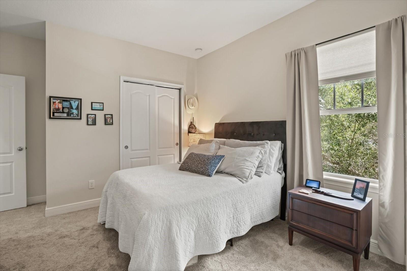 OAKLAND PARK - Residential