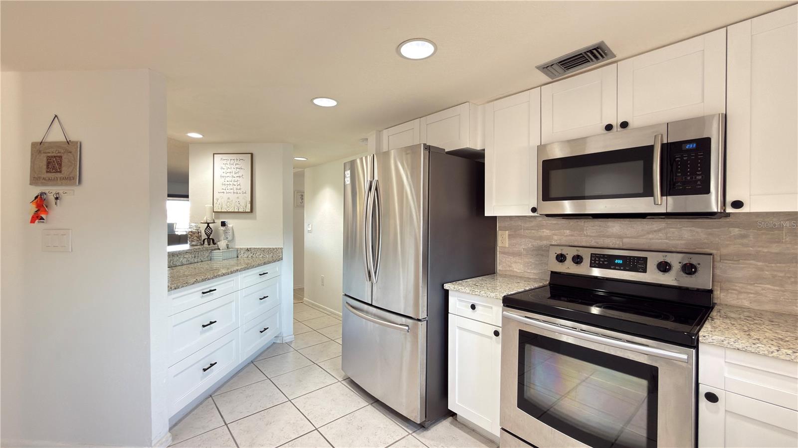 HALYARD CLUB CONDO - Residential