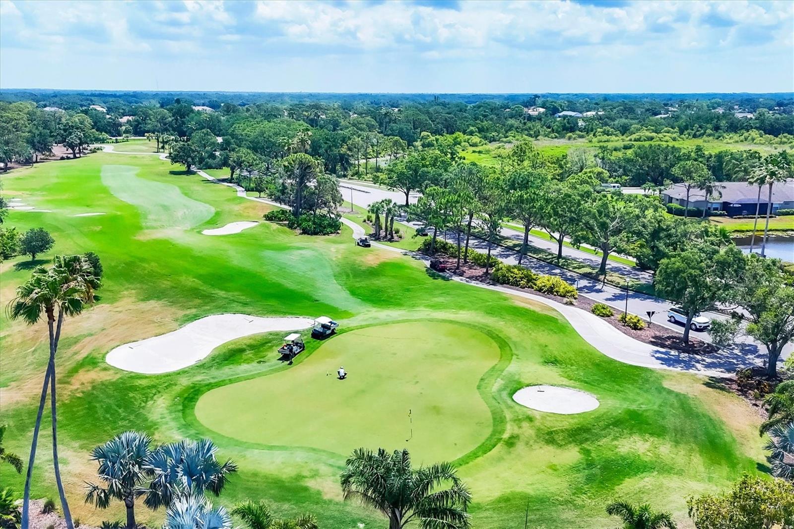 HERITAGE OAKS GOLF & COUNTRY CLUB - Residential