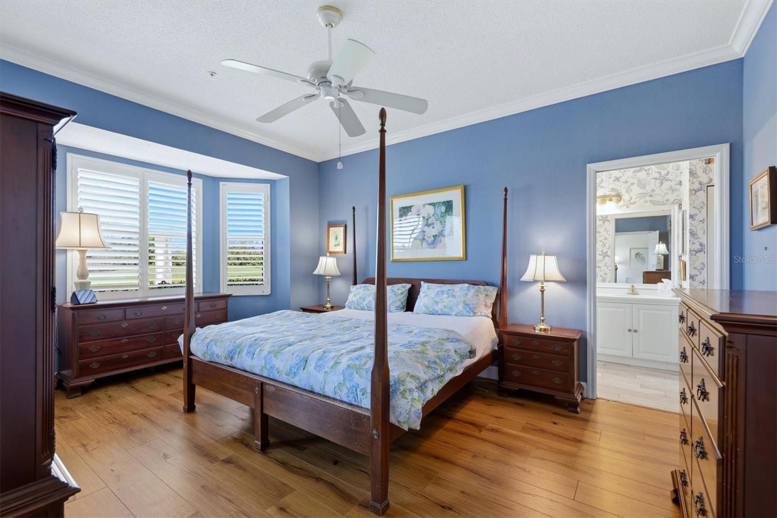 HERITAGE OAKS GOLF & COUNTRY CLUB - Residential