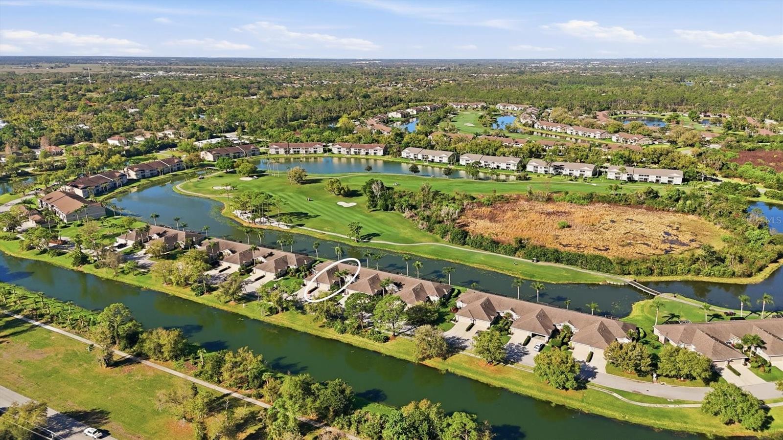 HERITAGE OAKS GOLF & COUNTRY CLUB - Residential