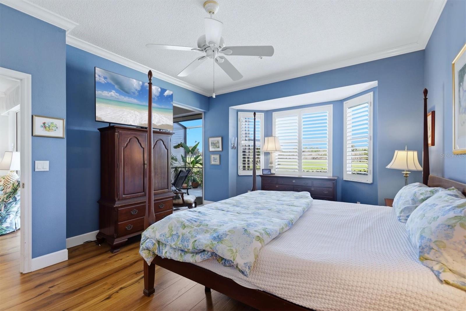 HERITAGE OAKS GOLF & COUNTRY CLUB - Residential