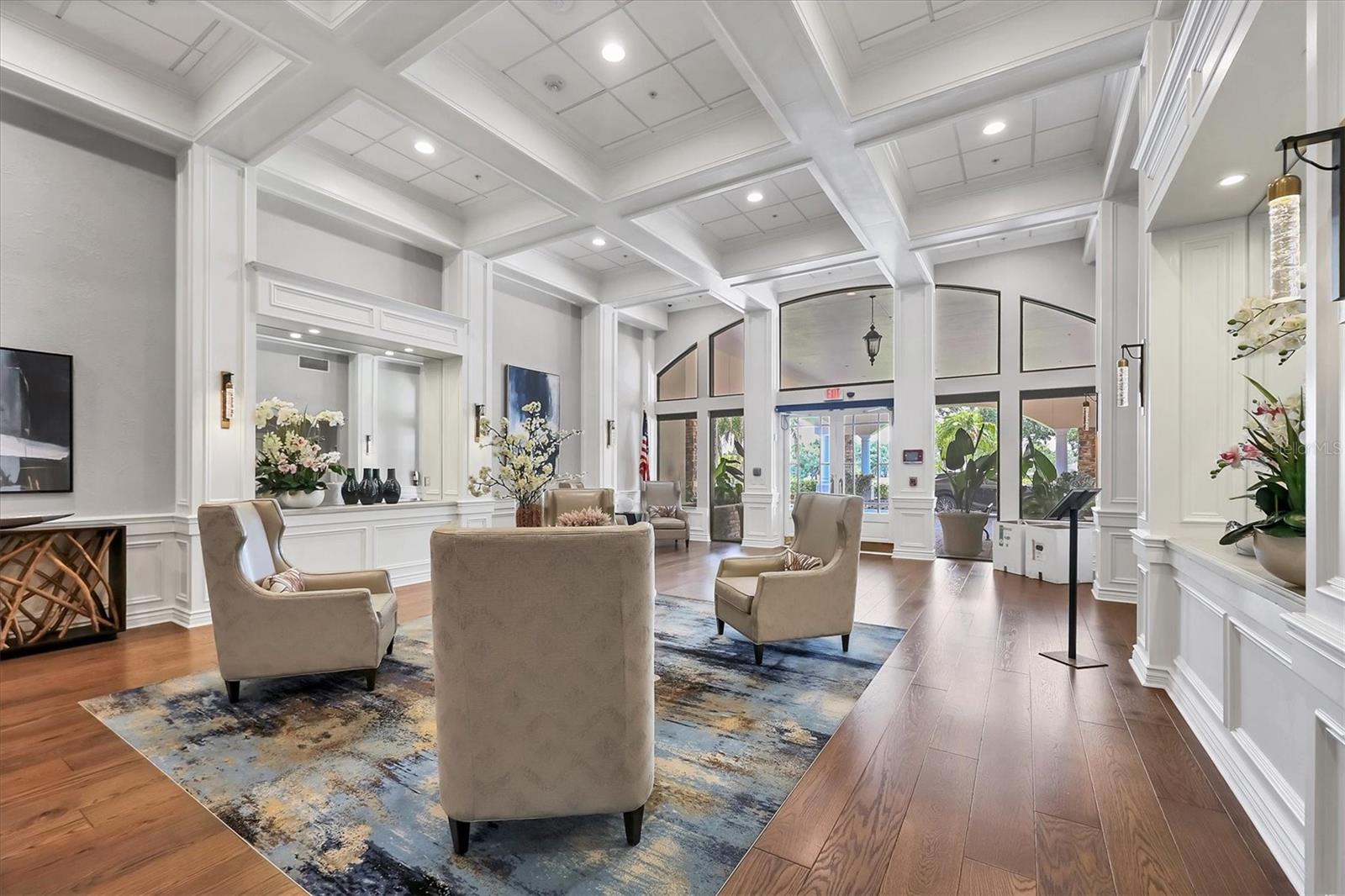 HERITAGE OAKS GOLF & COUNTRY CLUB - Residential