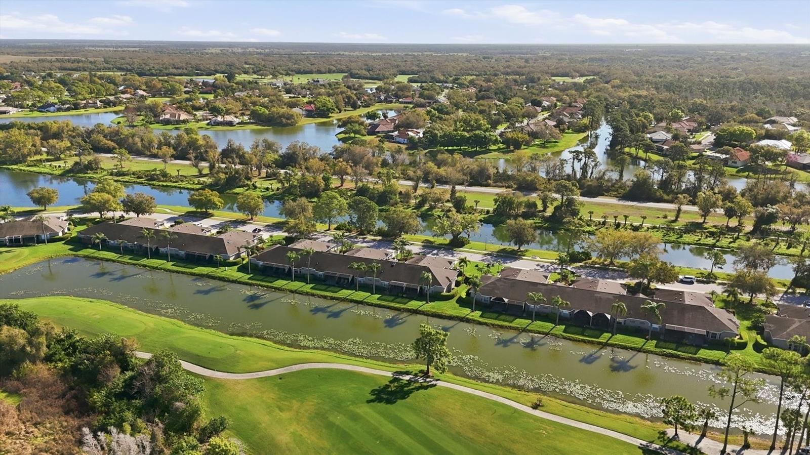 HERITAGE OAKS GOLF & COUNTRY CLUB - Residential