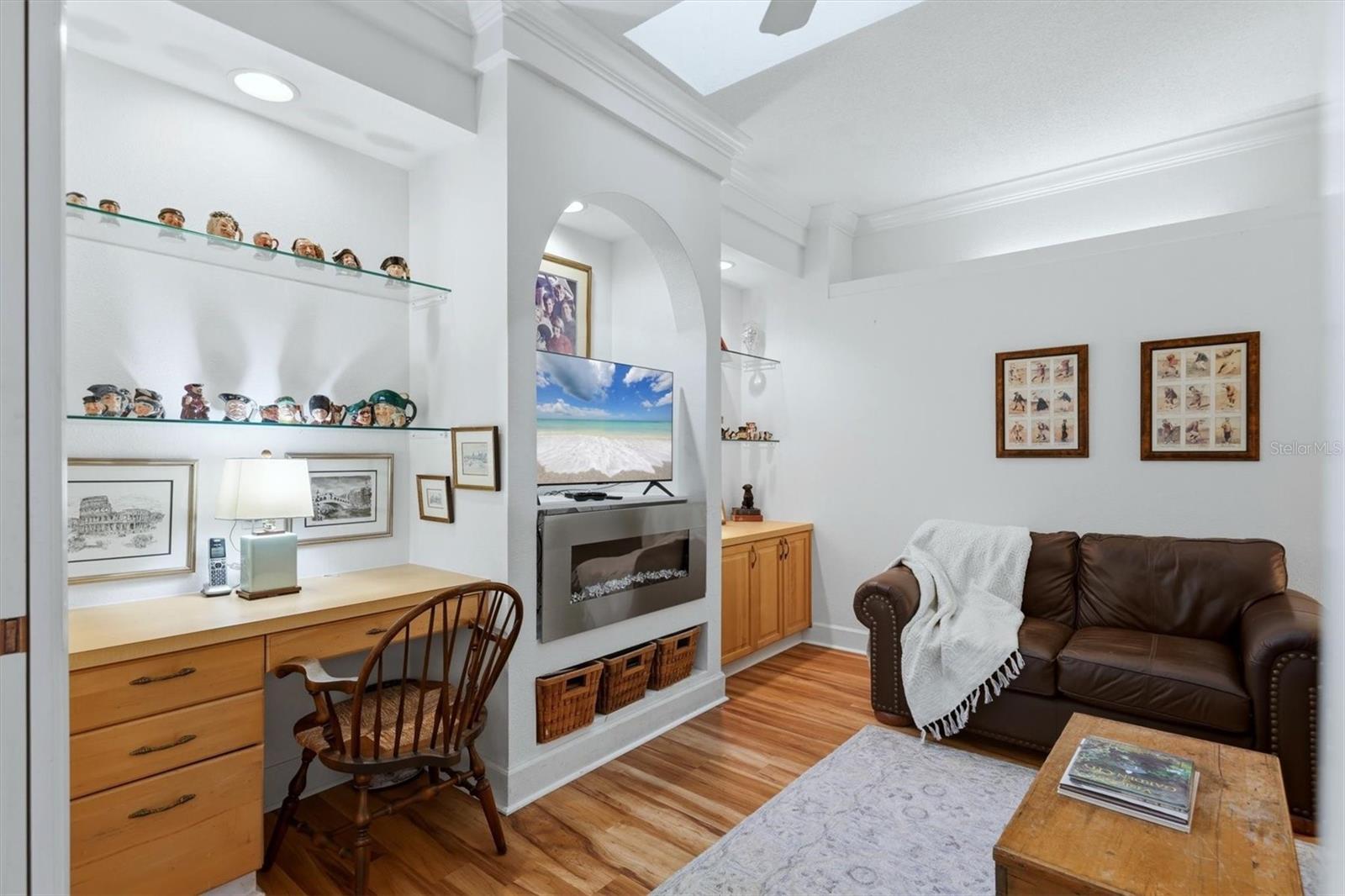 HERITAGE OAKS GOLF & COUNTRY CLUB - Residential