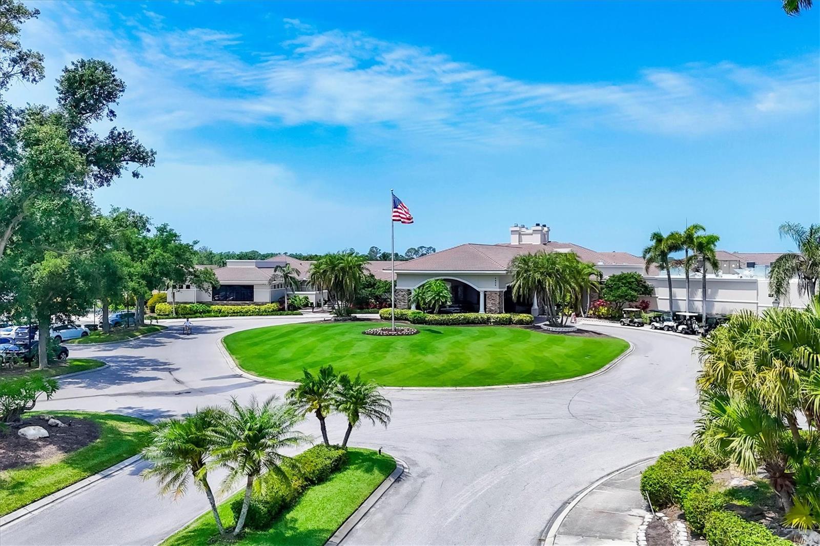 HERITAGE OAKS GOLF & COUNTRY CLUB - Residential