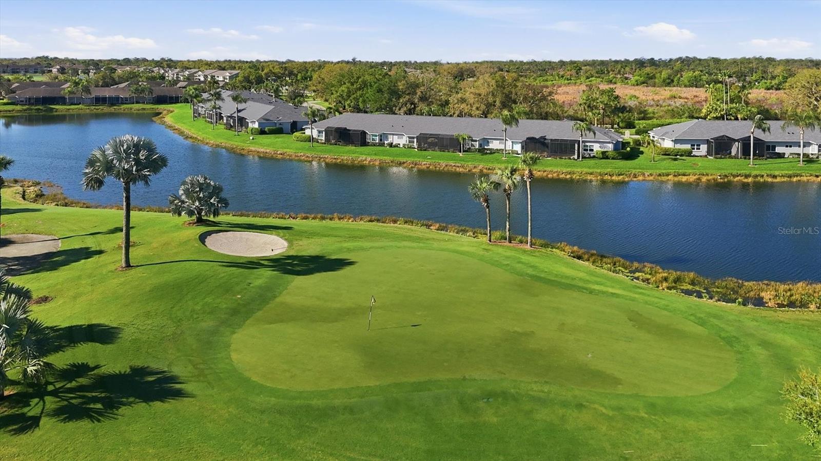 HERITAGE OAKS GOLF & COUNTRY CLUB - Residential