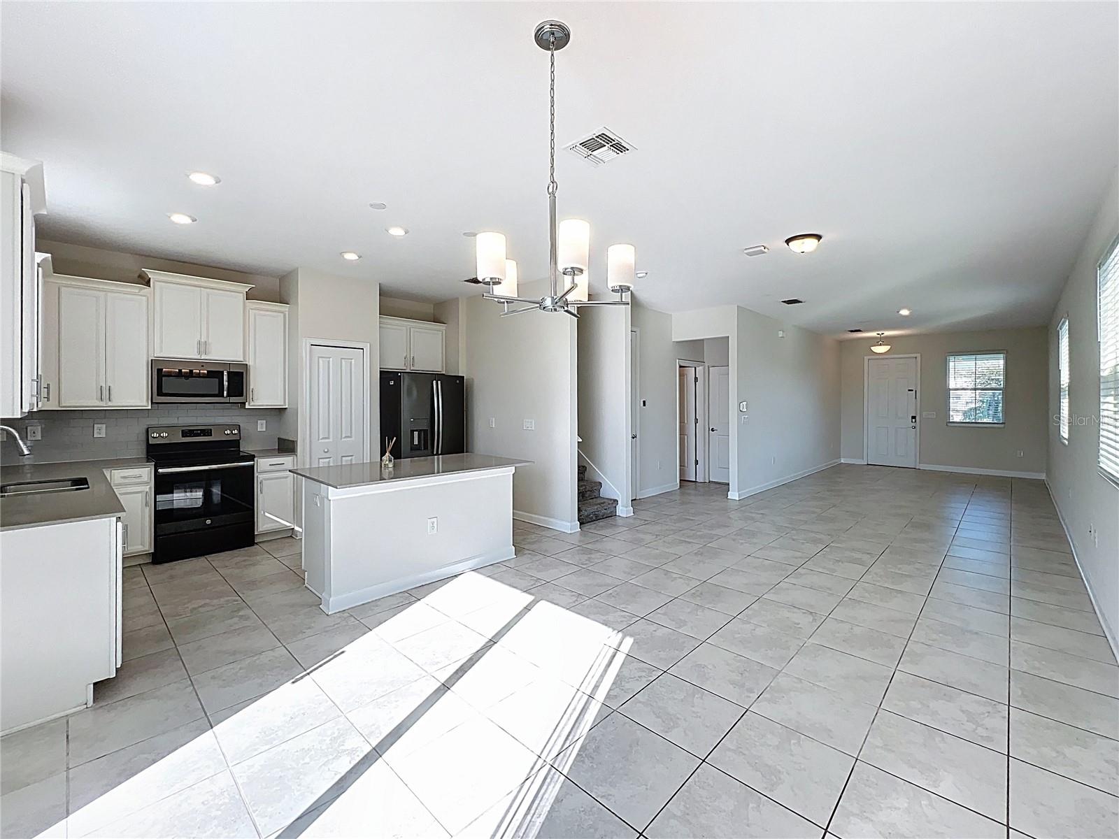 STOREY LAKE TR K - Residential