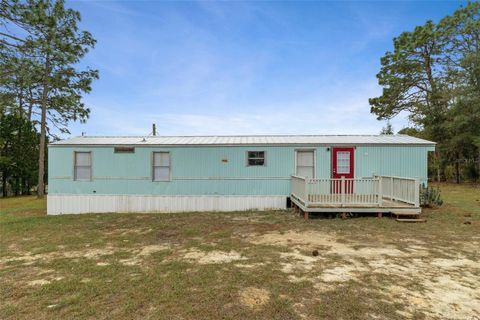 A home in HERNANDO