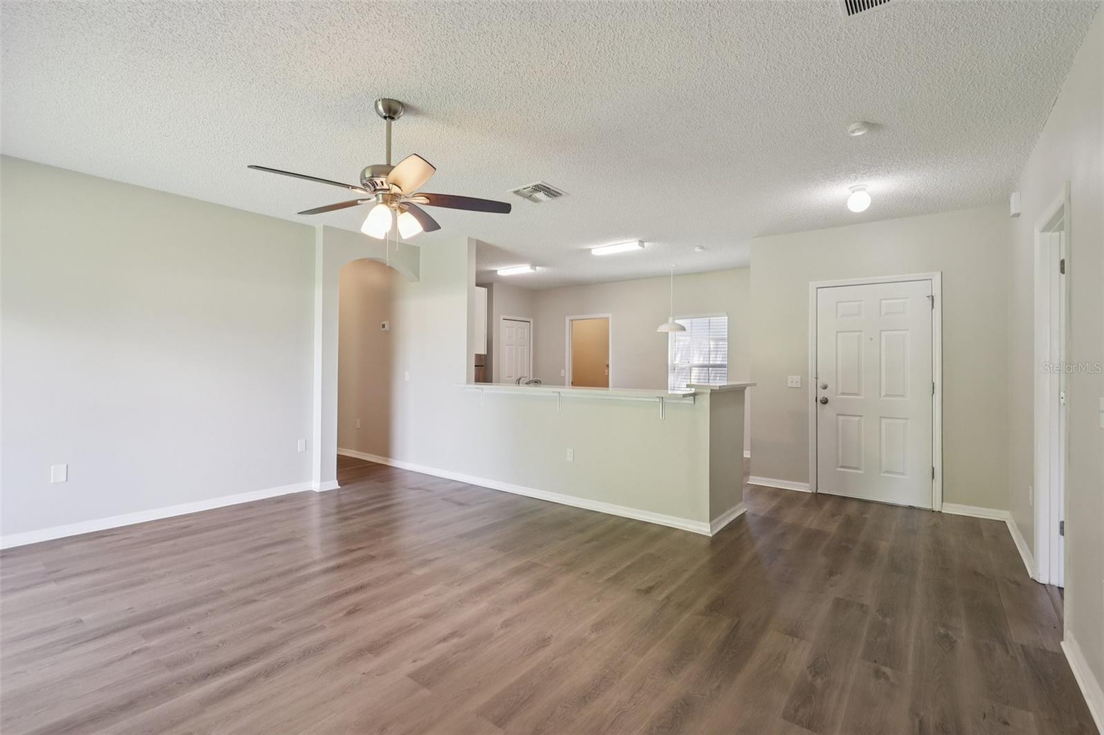 702 PASTEUR LANE