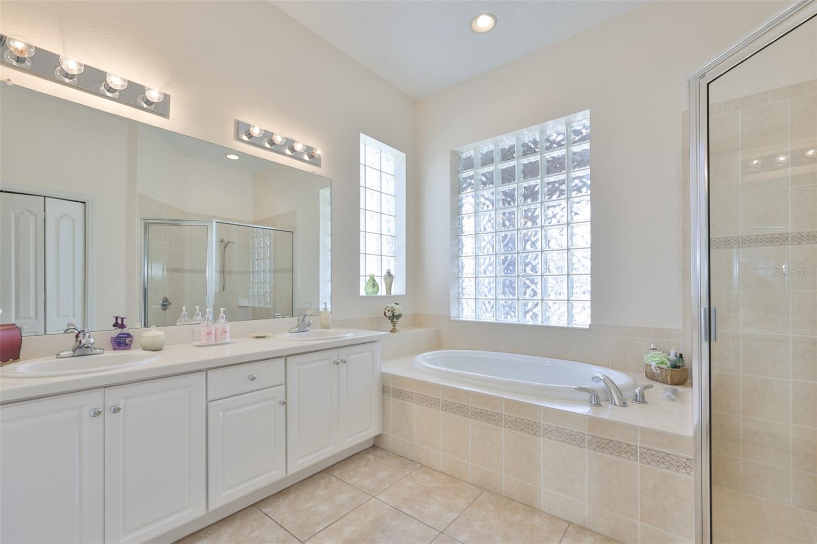 SUN CITY CENTER UNIT 266 - Residential