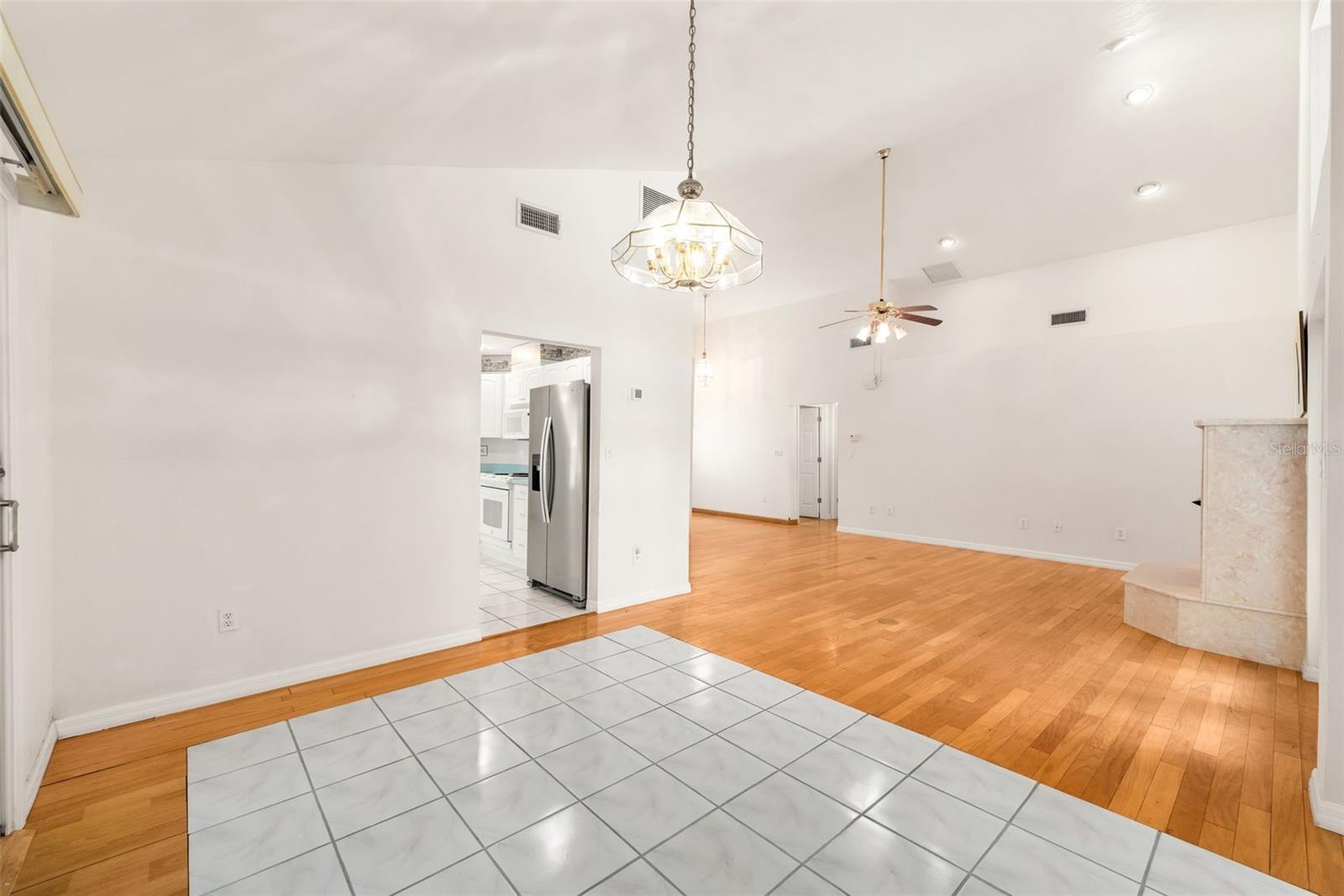 UNIT 1 SPRING RIDGE SUB - Residential