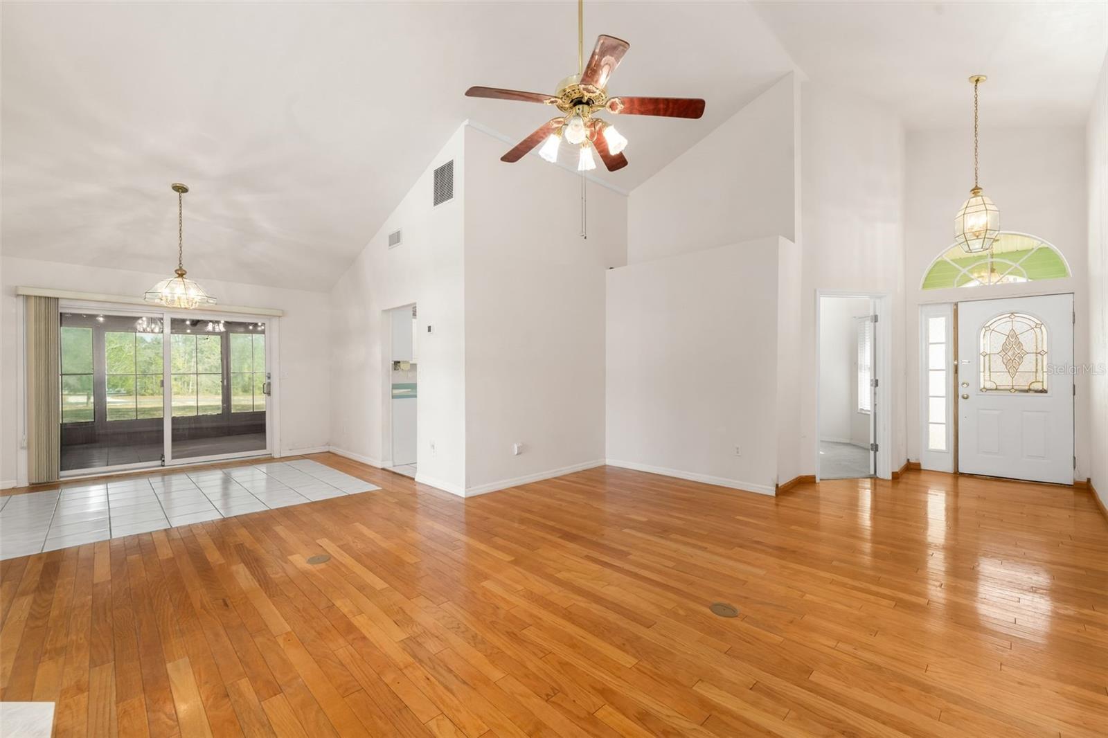 UNIT 1 SPRING RIDGE SUB - Residential