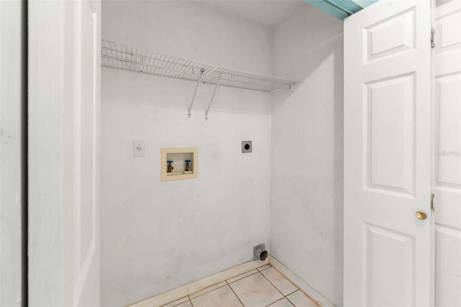 UNIT 1 SPRING RIDGE SUB - Residential