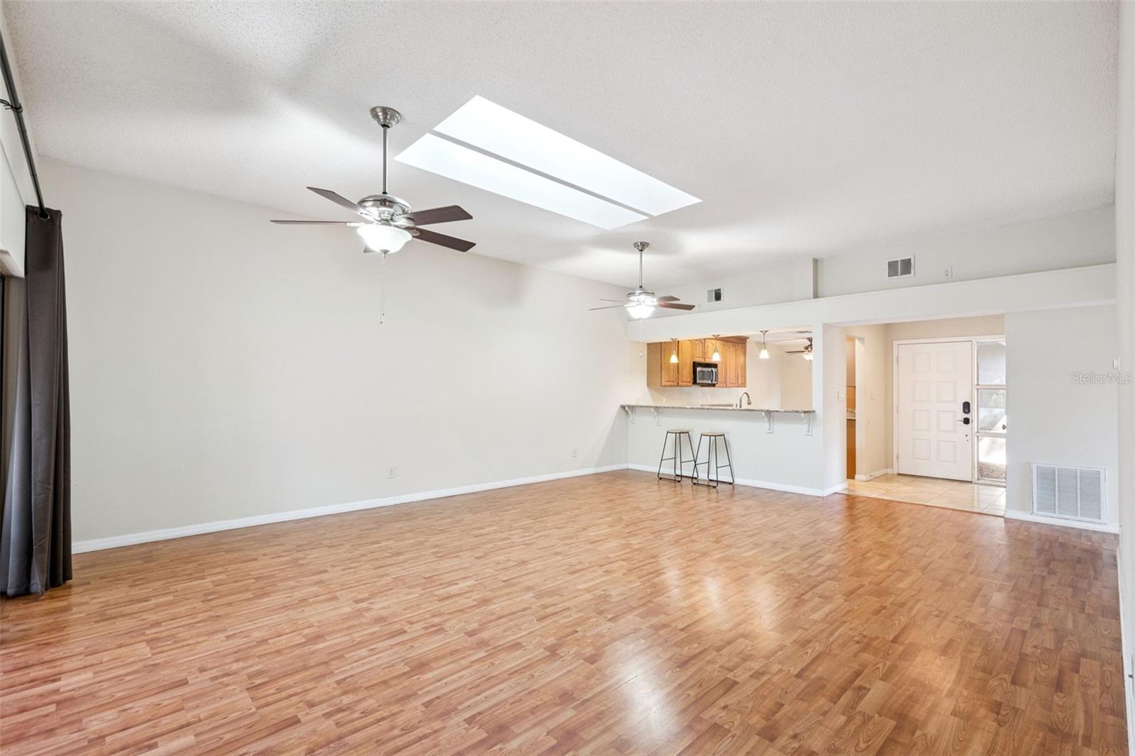 SANDPOINTE TWNHS SEC 02 - Residential