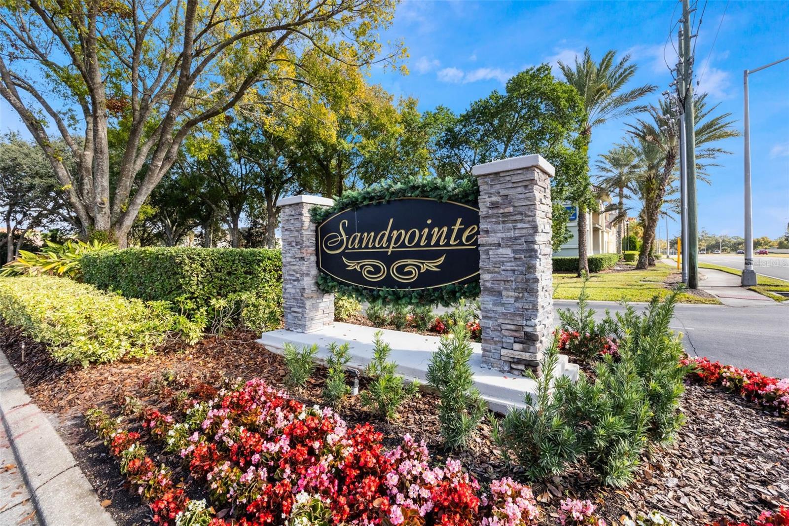 SANDPOINTE TWNHS SEC 02 - Residential