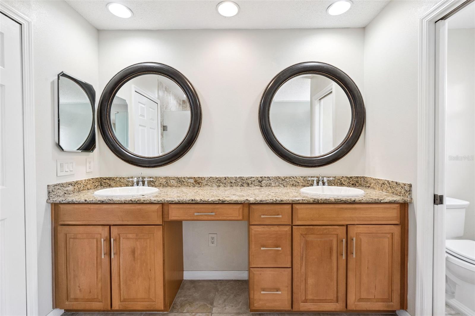 SANDPOINTE TWNHS SEC 02 - Residential