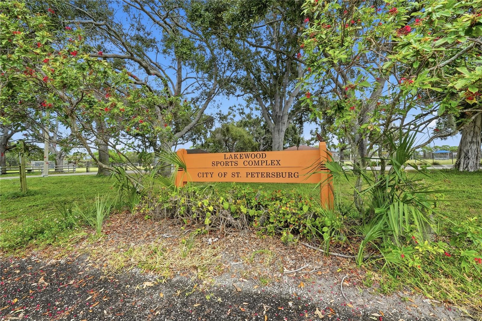 LAKEWOOD ESTATES SEC B - Residential