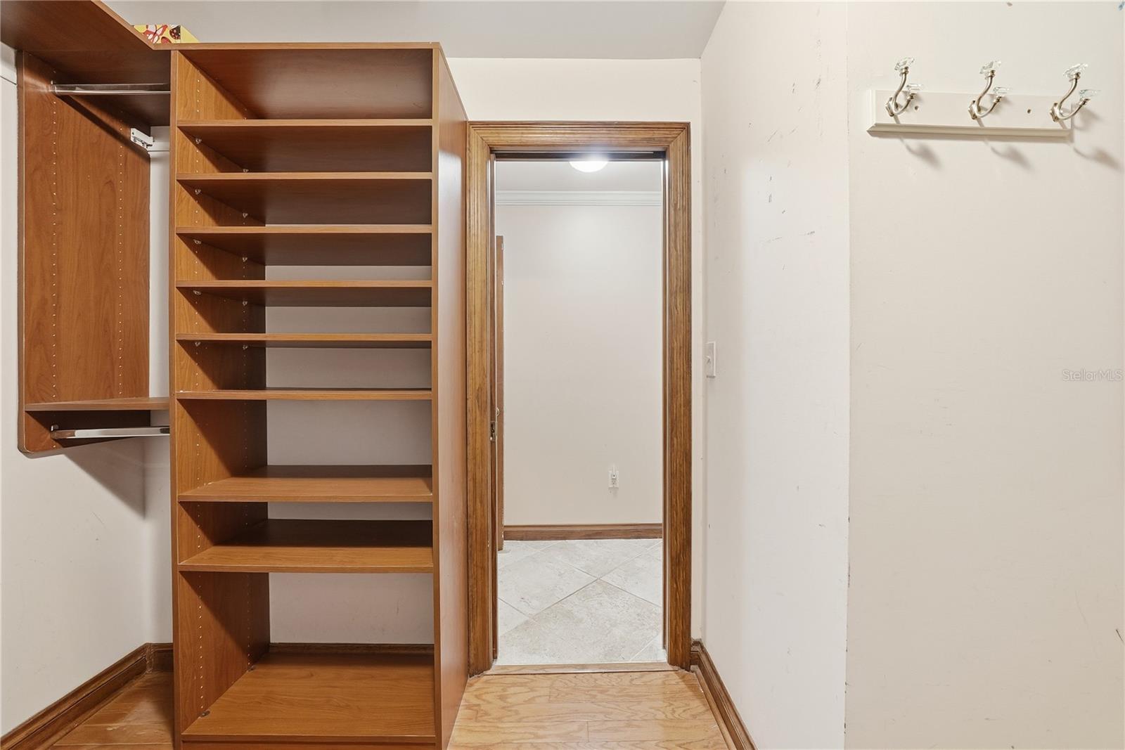 LAKEWOOD ESTATES SEC B - Residential